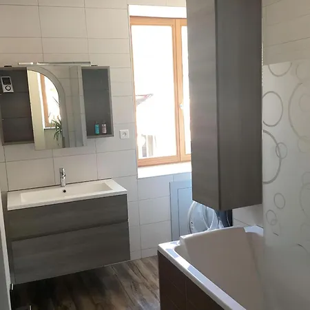 La Bandsaege Rando Riviere Quietude Apartment Sickert